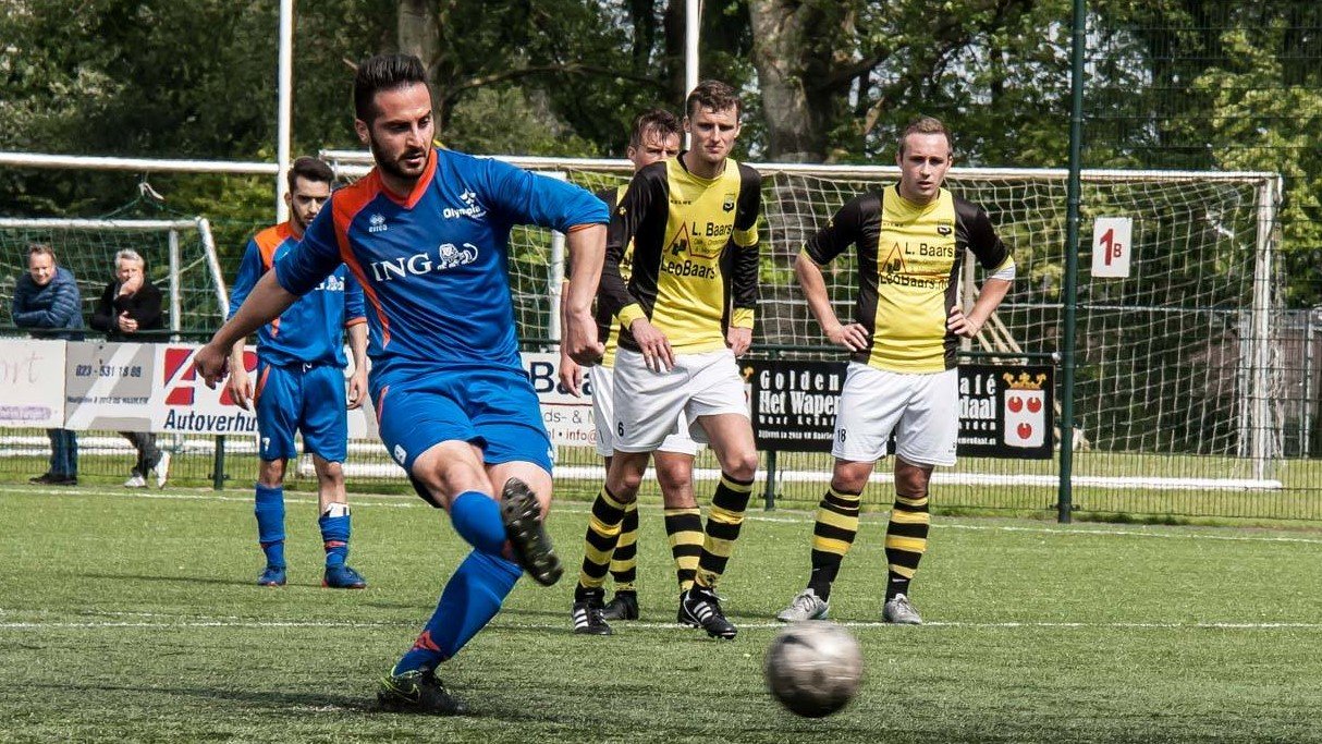Schoten - Olympia - Voetbal in Haarlem