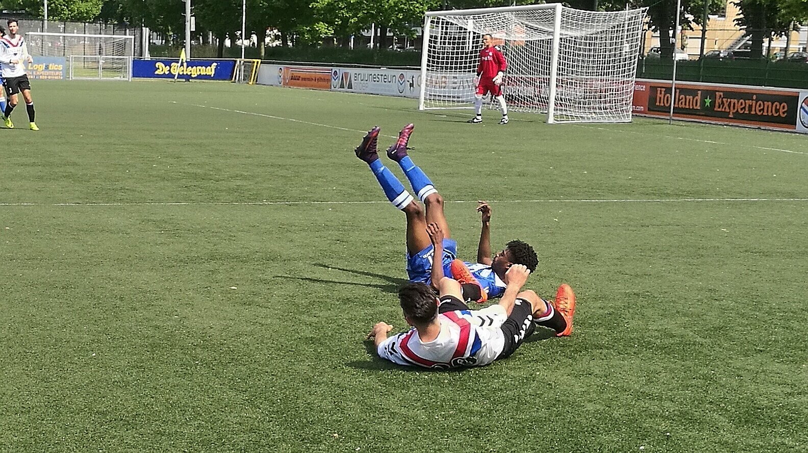 DCG - United/DAVO - Voetbal in Haarlem