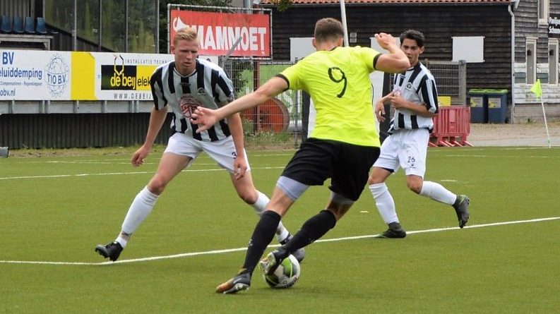 Telstar - IJmuiden - Voetbal in Haarlem