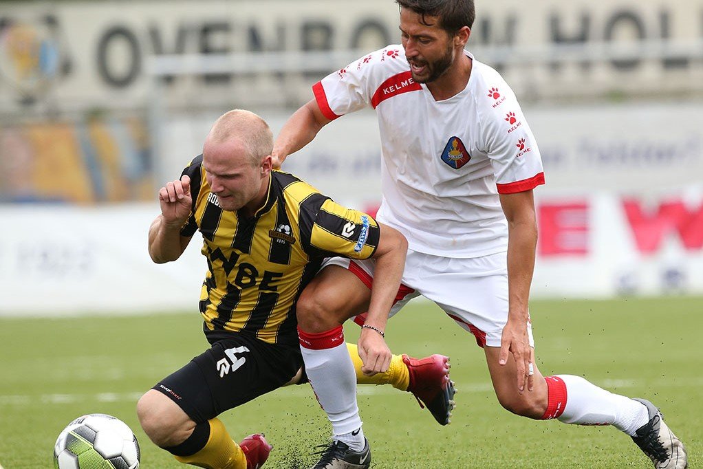 Toretta-Prijs-Voetbal-in-Haarlem