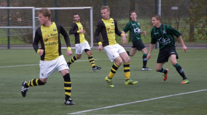 Alliance-Schoten-Voetbal-in-Haarlem