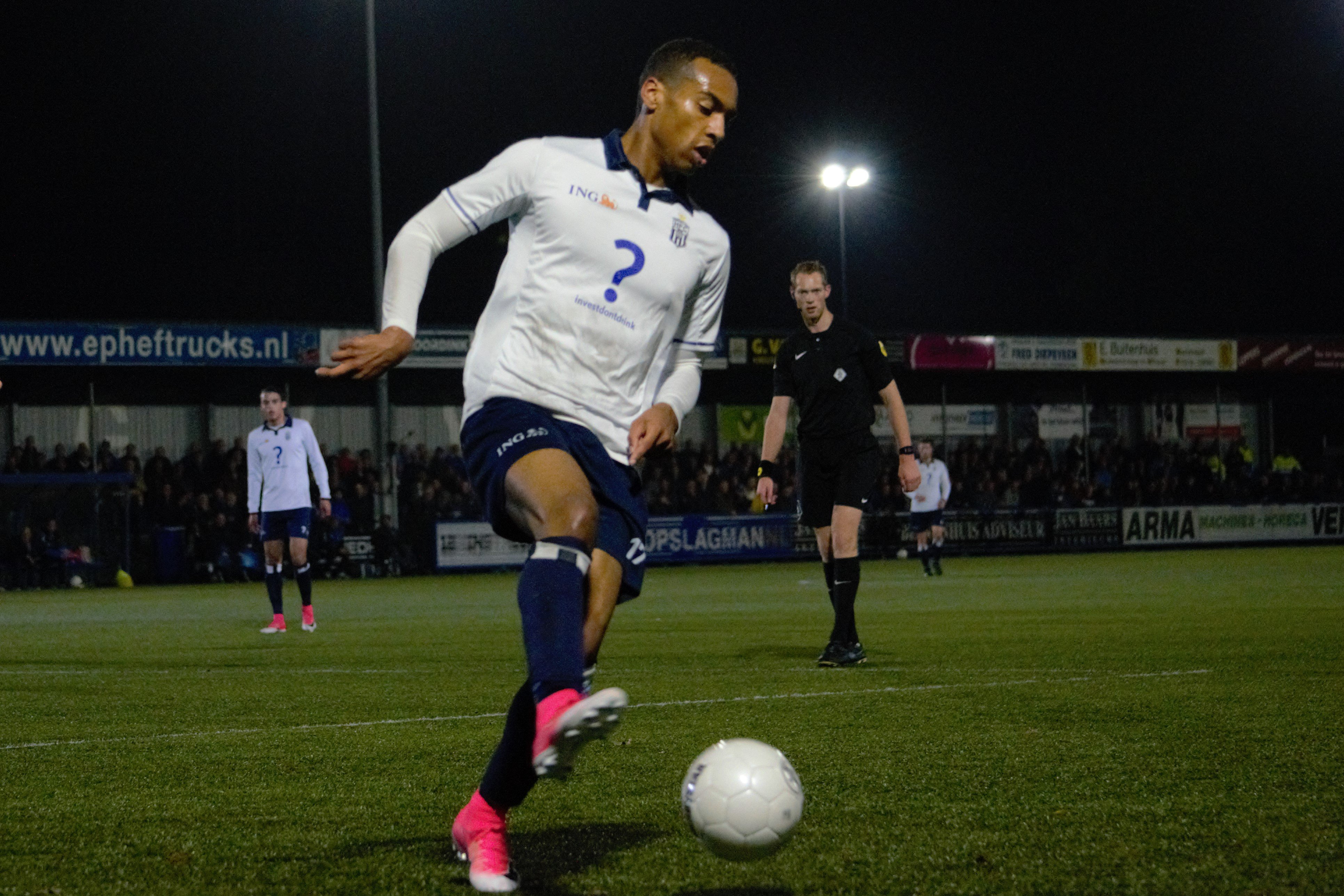 GVVV-Koninklijke-HFC-Voetbal-in-Haarlem