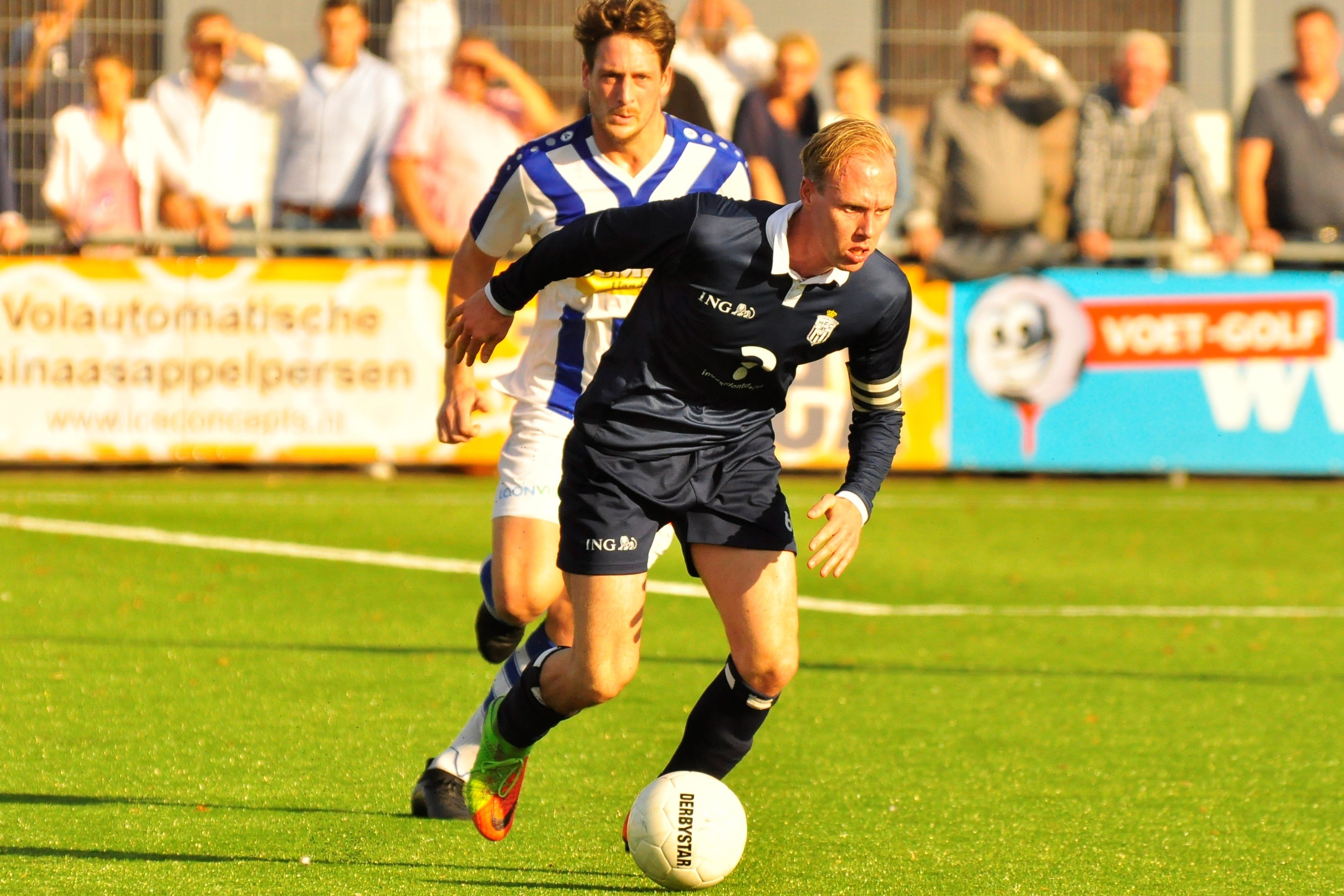 Lienden-Koninklijke-HFC-Voetbal-in-Haarlem