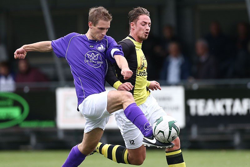 Schoten-Spaarnwoude-Voetbal-in-Haarlem