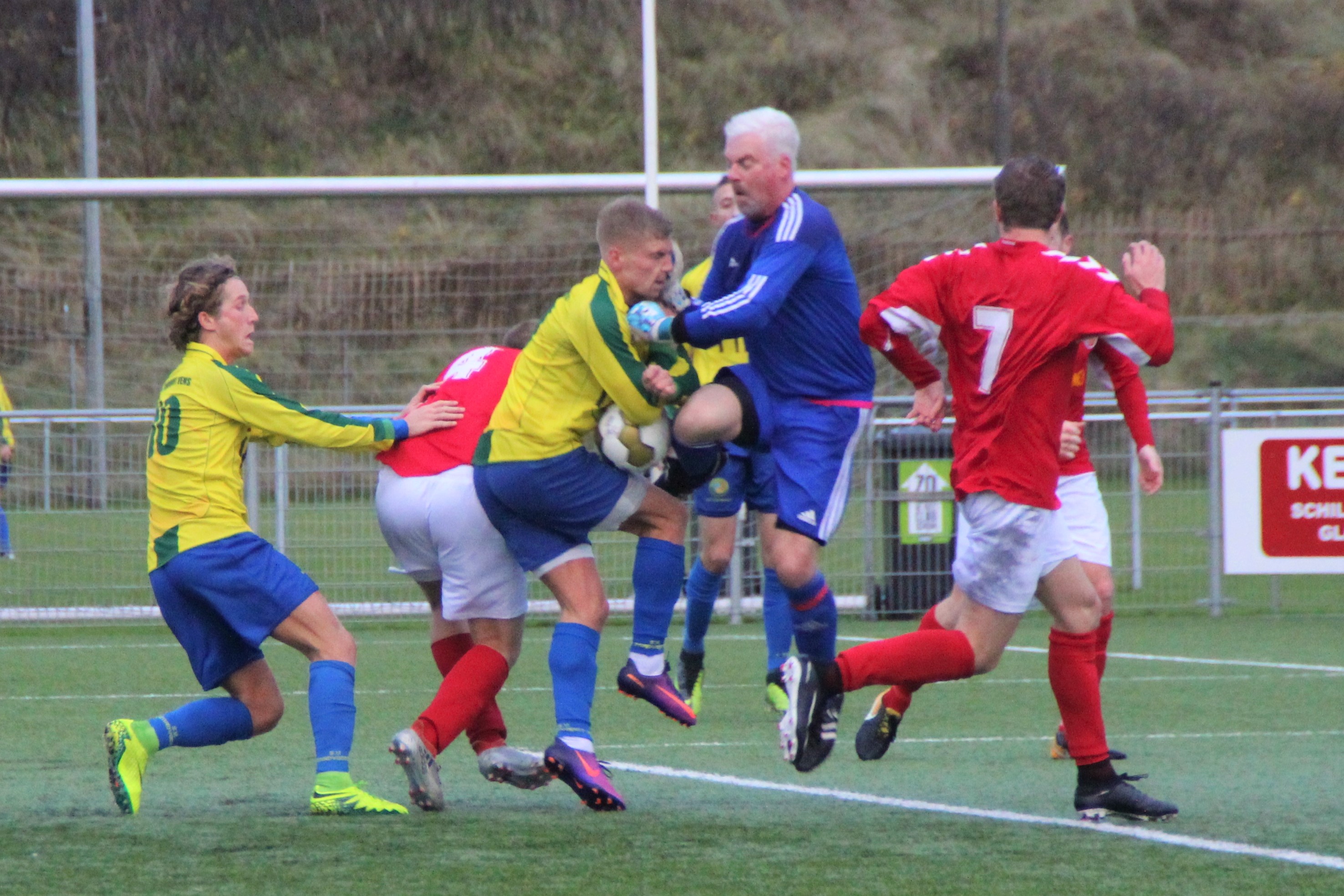 Zandvoort-Pancratius-Voetbal-in-Haarlem