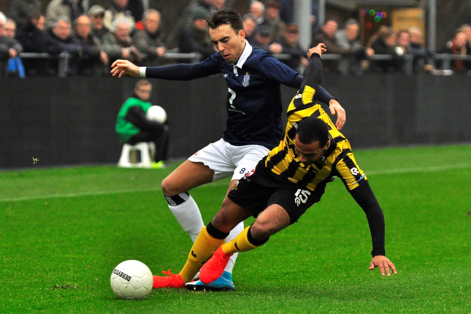 Rijnsburgse-Boys-Koninklijke-HFC-Voetbal-in-Haarlem (3)