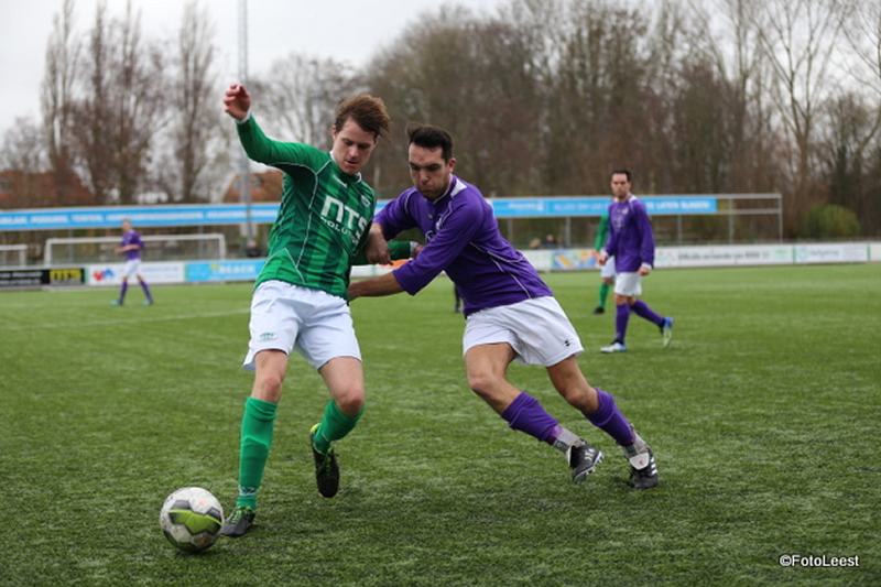 Roda23-Spaarnwoude-Voetbal-in-Haarlem