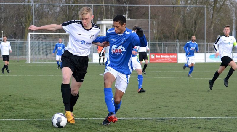 Heemstede-Geinburgia-Voetbal-in-Haarlem (2)