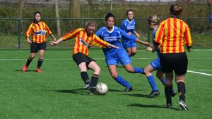UnitedDAVO-vrouwen-Voetbal-in-Haarlem (18)