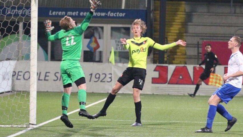 Floris-van-der-Linden-Koninklijke-HFC-Voetbal-in-Haarlem