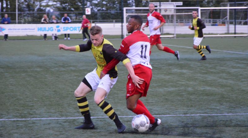 Schoten-DSOV-MidWest-Cup-Voetbal-in-Haarlem