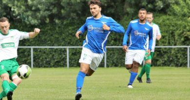 Stormvogels-Voetbal-in-Haarlem