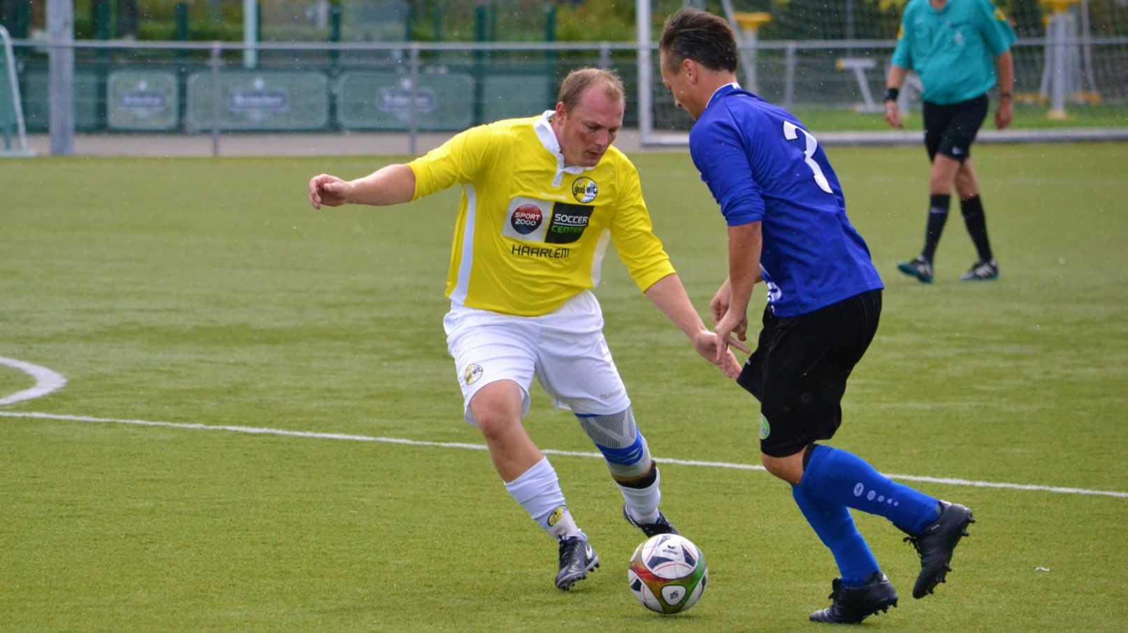 VEW-Geel-Wit-MidWest-Cup-Voetbal-in-Haarlem (14)