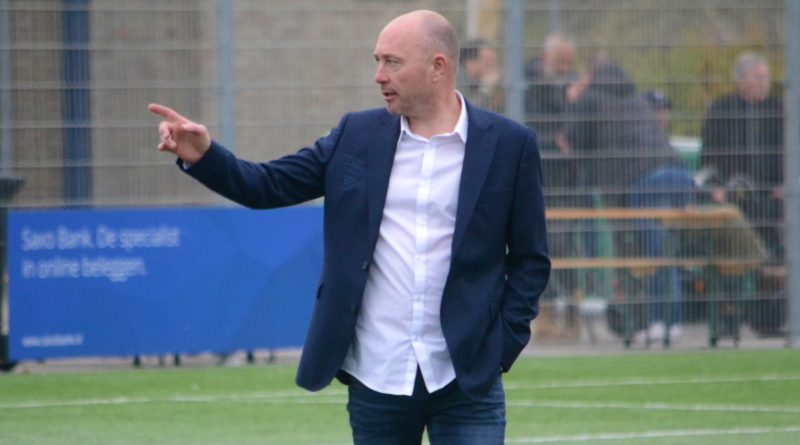 Zandvoort-Ted-Saunier-Voetbal-in-Haarlem