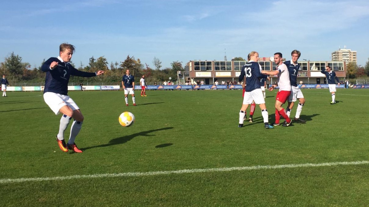 HYS-Koninklijke-HFC-Voetbal-in-Haarlem