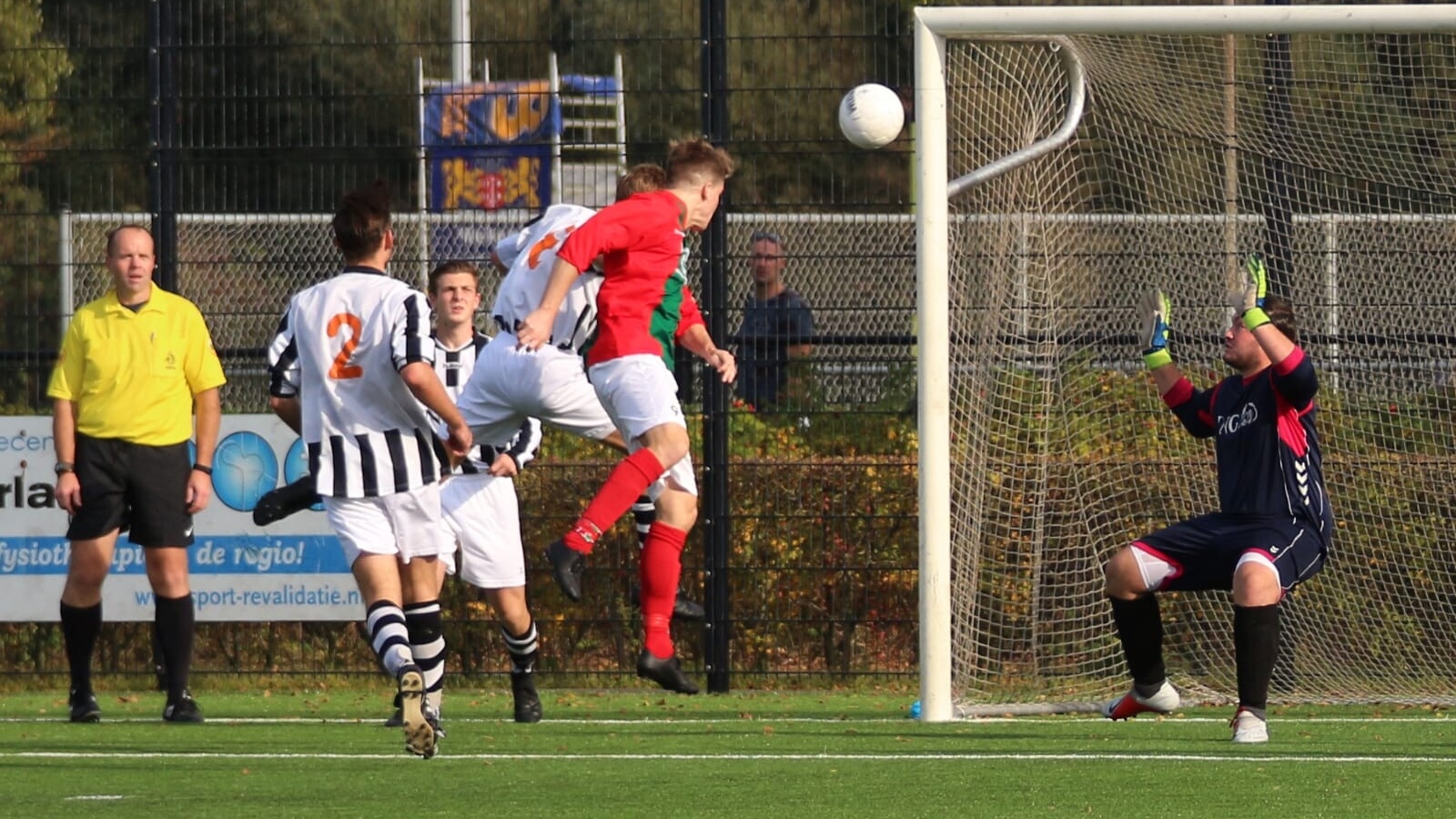 Onze-Gezellen-DSS-Voetbal-in-Haarlem