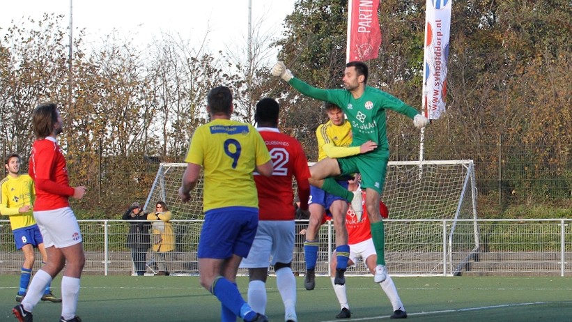 Jan-Ziere-Hoofddorp-Velsen-Voetbal-in-Haarlem (2)
