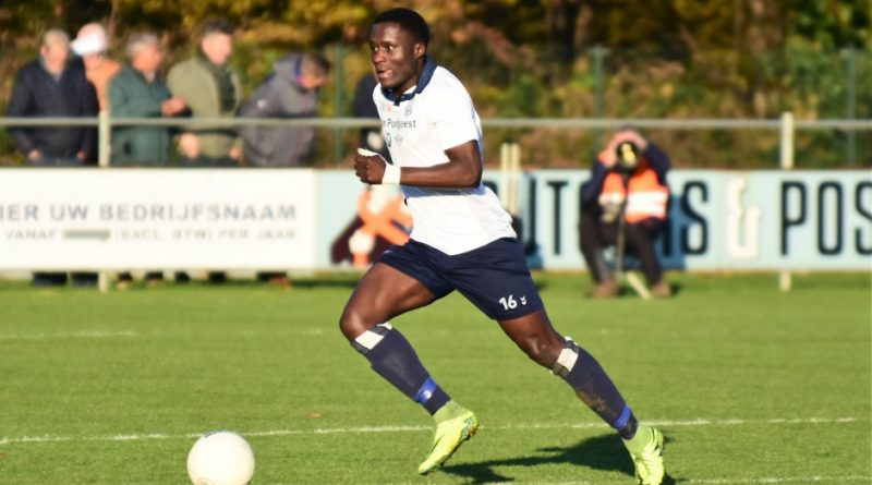 Koninklijke-HFC-voetbal-in-haarlem