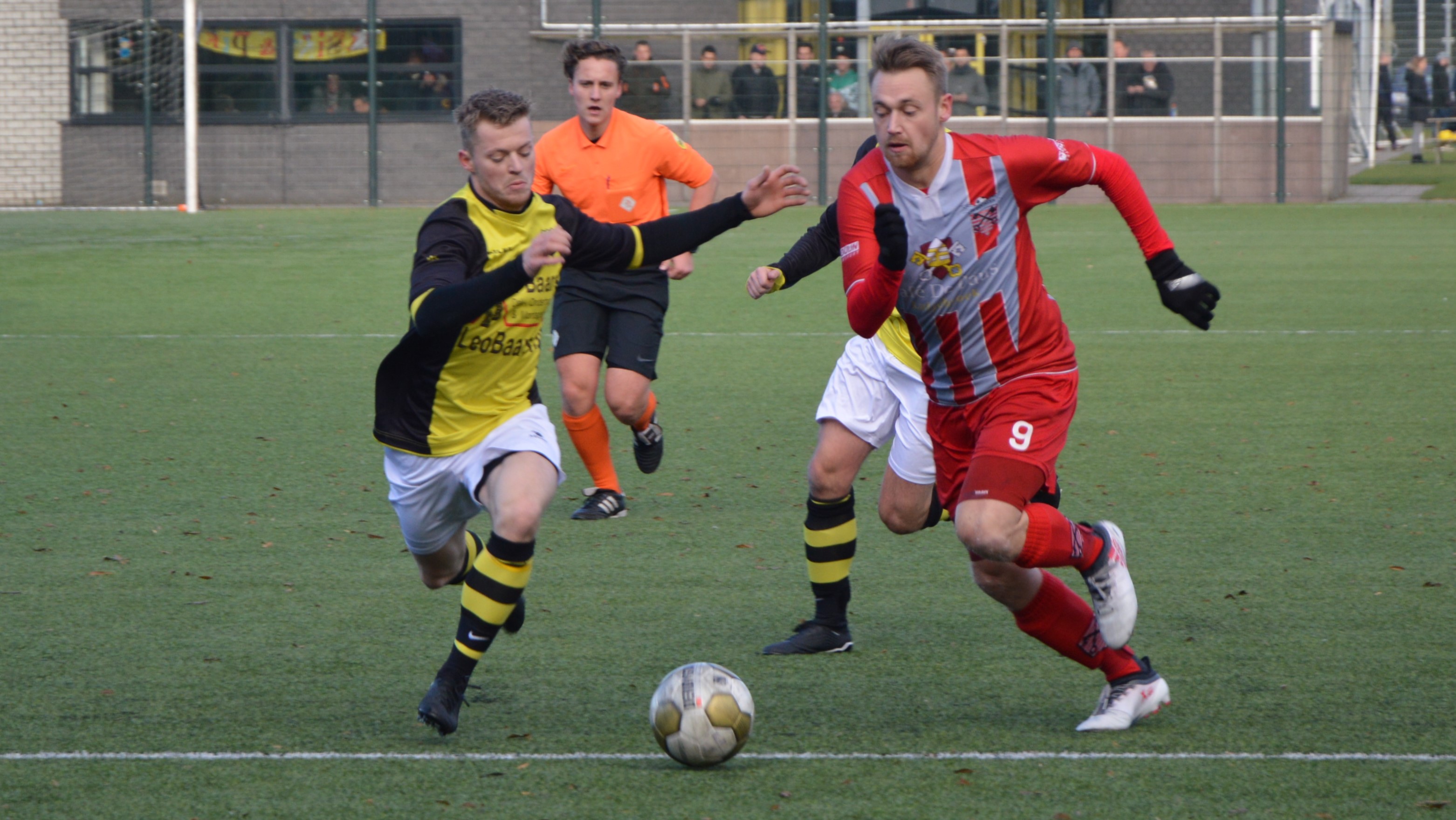 Schoten-de-Zouaven-Voetbal-in-Haarlem (34)