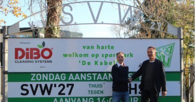 Van-Marsbergen-SVW27-Voetbal-in-Haarlem