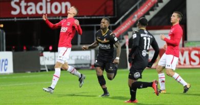 Jong-AZ-Telstar-Voetbal-in-Haarlem