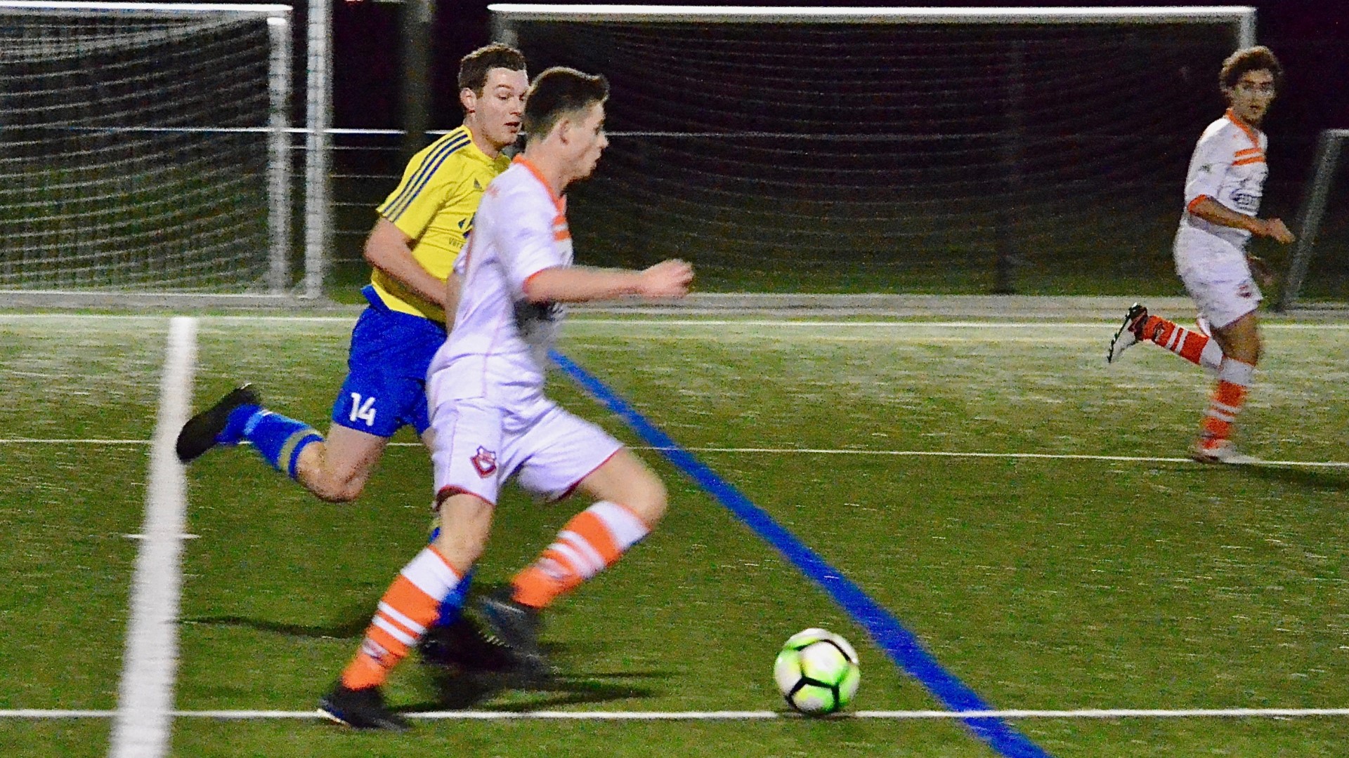 Bloemendaal-Velsen-MidWest-Cup-Voetbal-in-Haarlem