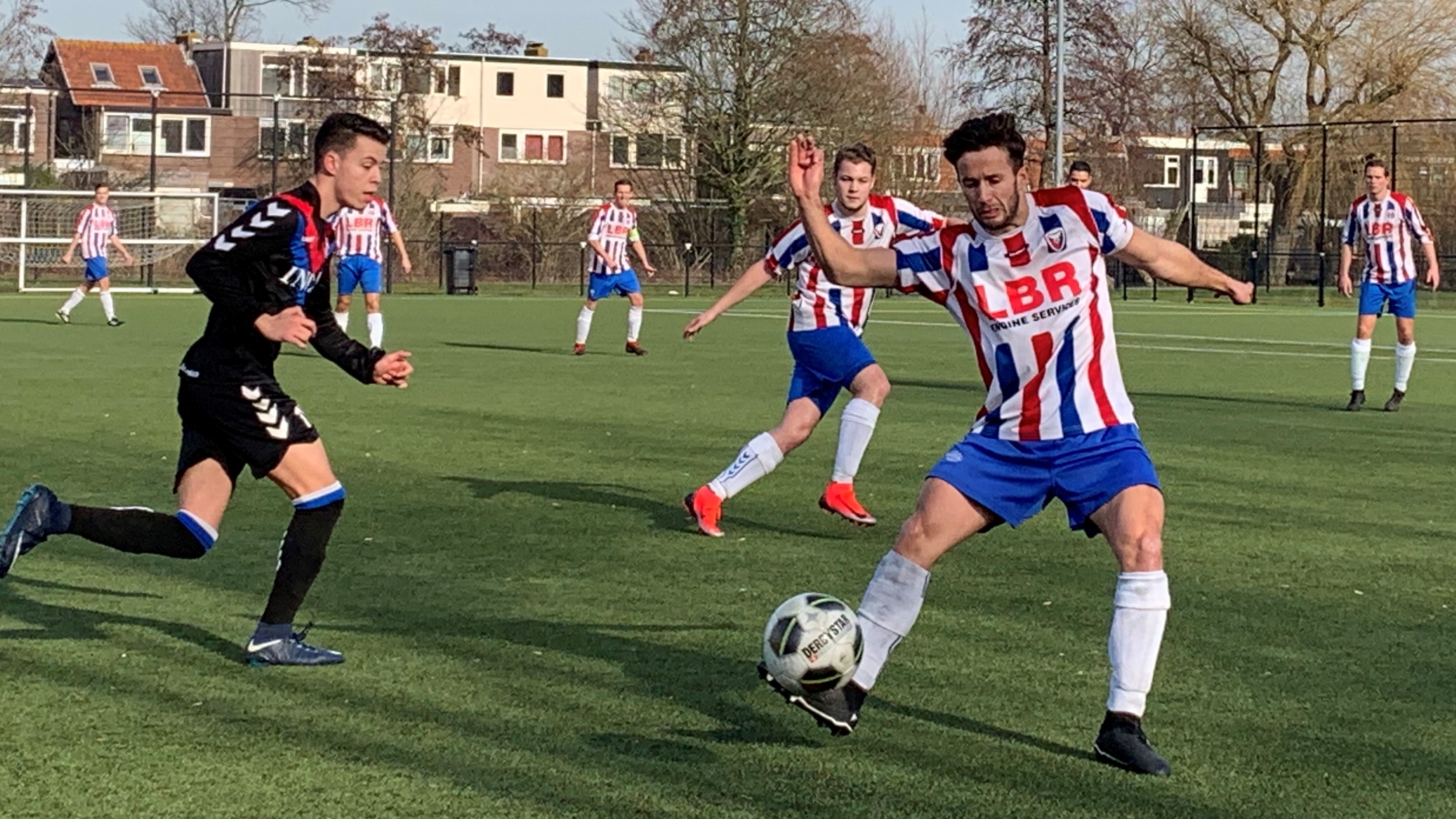 VVH-Velserbroek-DCG-Voetbal-in-Haarlem