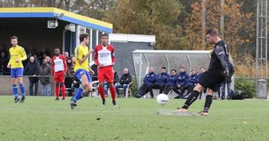 Van-der-Giezen-Voetbal-in-Haarlem