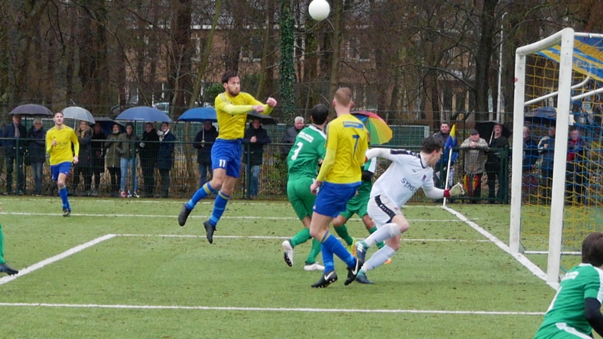 Velsen-JOSWatergaafsmeer-Voetbal-in-Haarlem