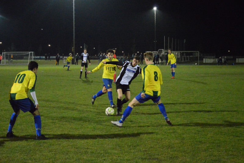 ijmuiden-zandvoort-O23-cup-voetbal-in-haarlem