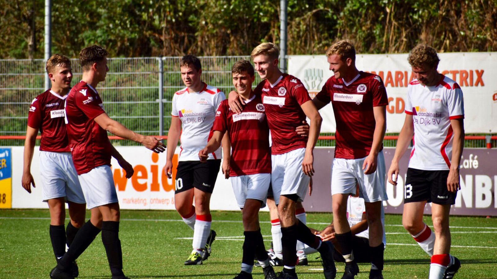 alcmaria-ijmuiden-voetbal-in-haarlem.