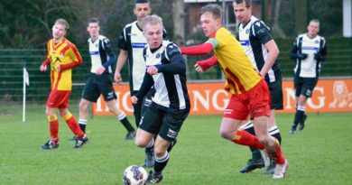 ijmuiden-dsk-voetbal-in-haarlem-o23-Cup