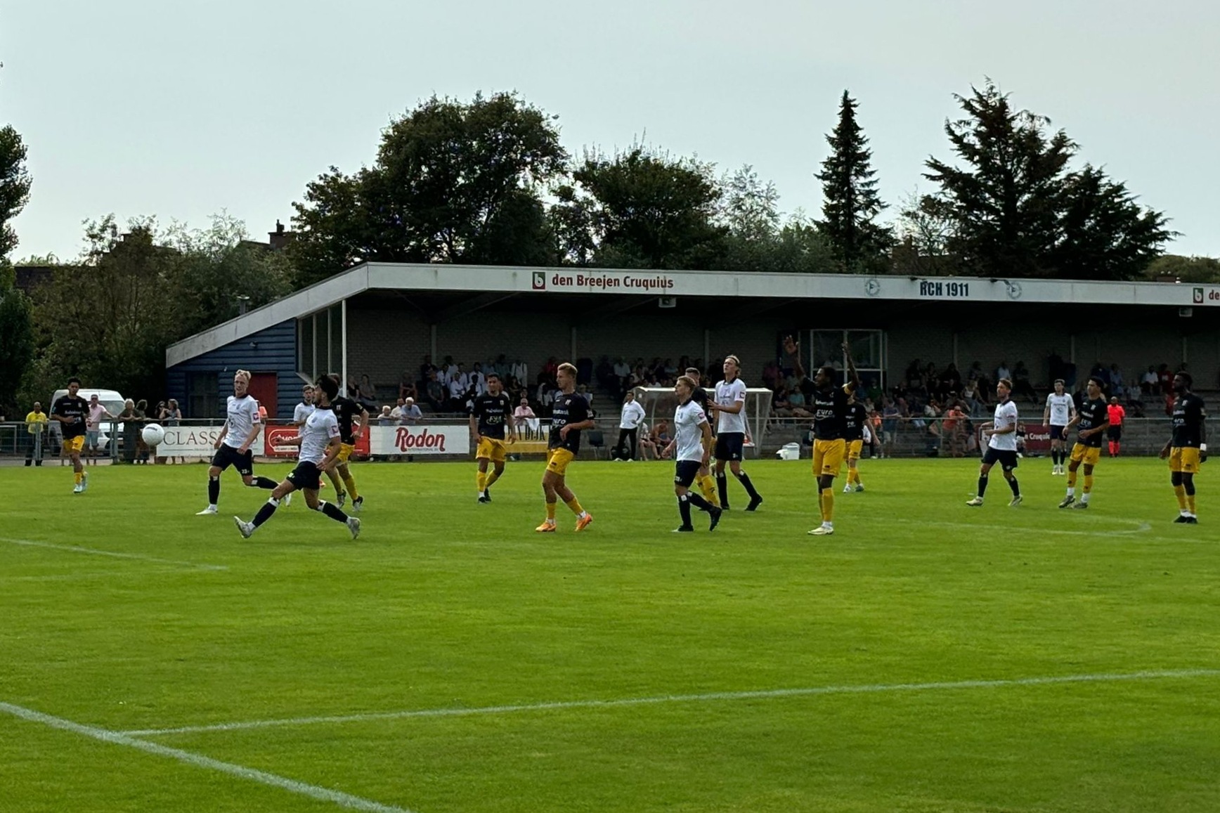 Koninklijke_HFC_Excelsior_Maassluis_Voetbal_in_Haarlem