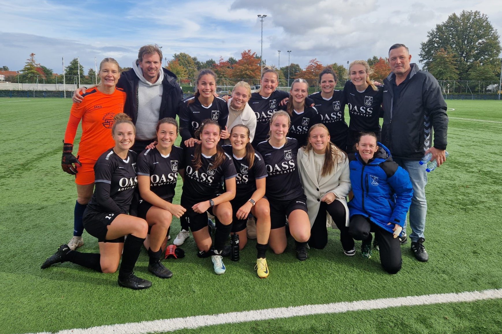 Velsen_vrouwen_Voetbal_in_Haarlem