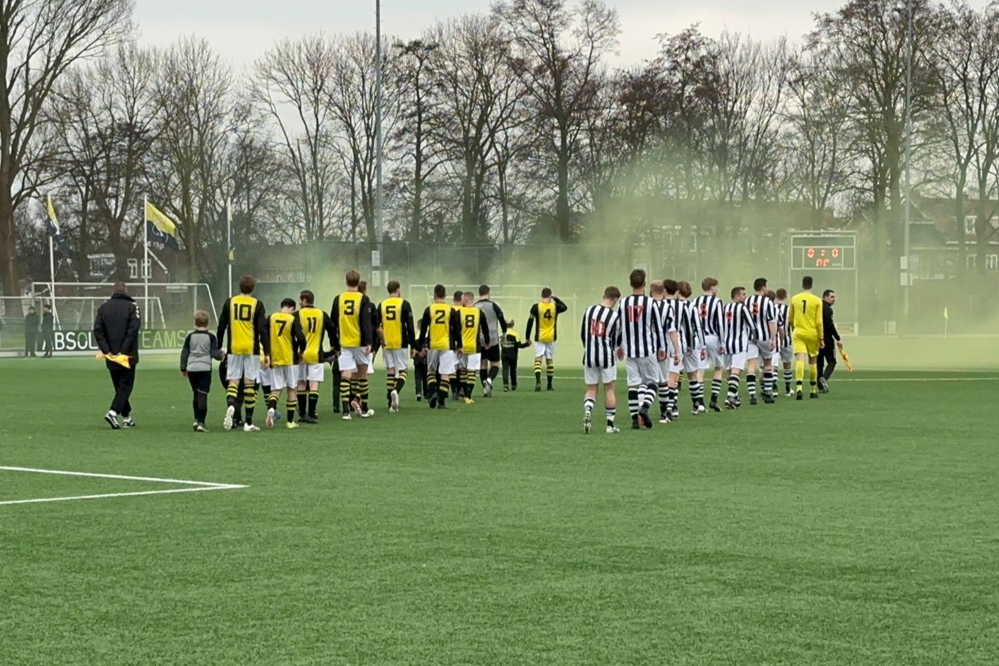 Schoten_Onze_Gezellen_Voetbal_in_Haarlem