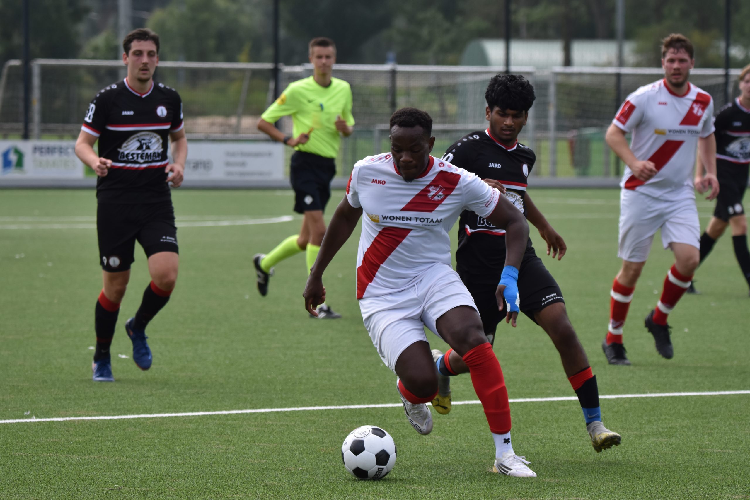 Sporting_Adrichem_SVIJ_Voetbal_in_Haarlem