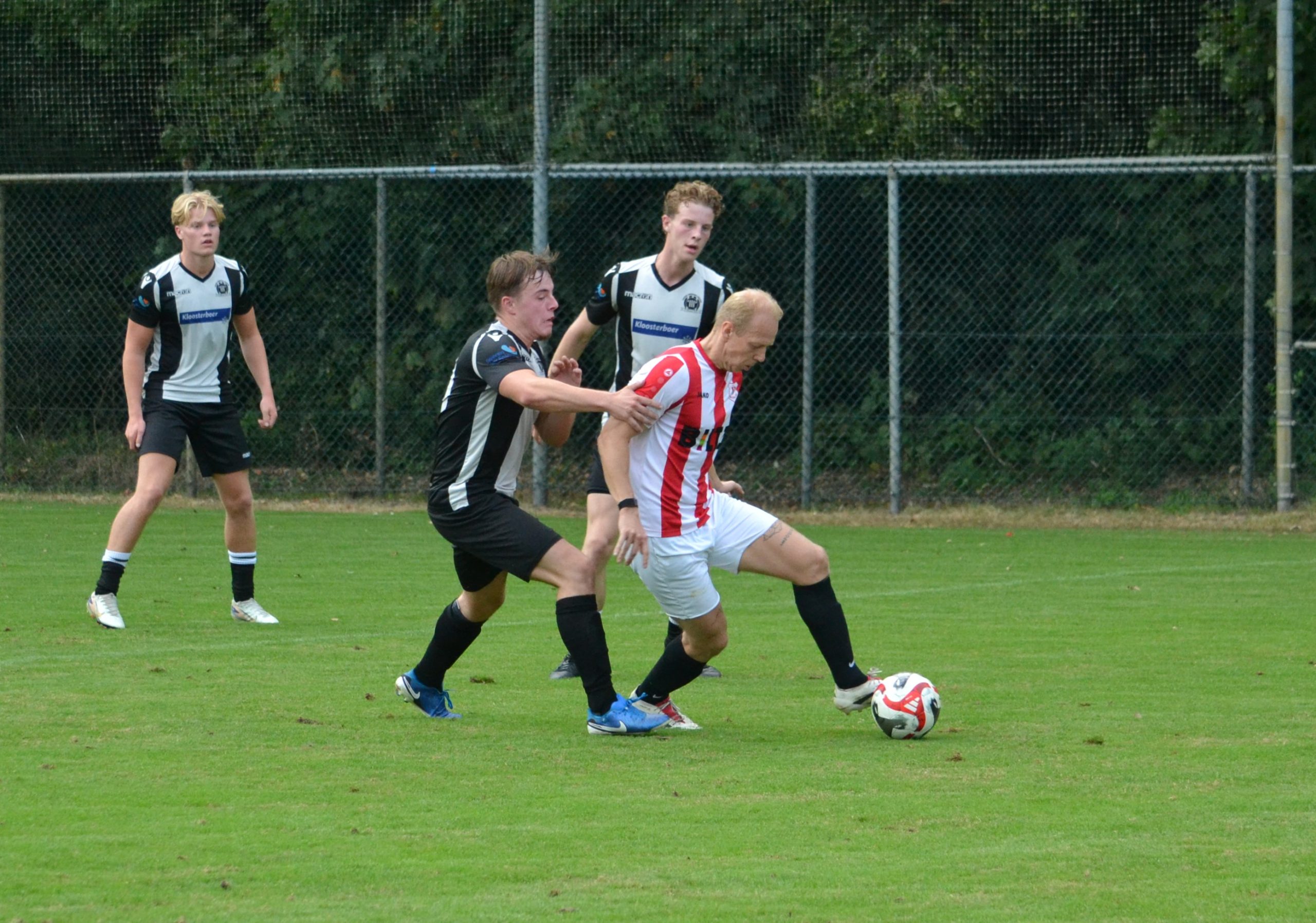 Waterloo_IJmuiden_Voetbal_in_Haarlem