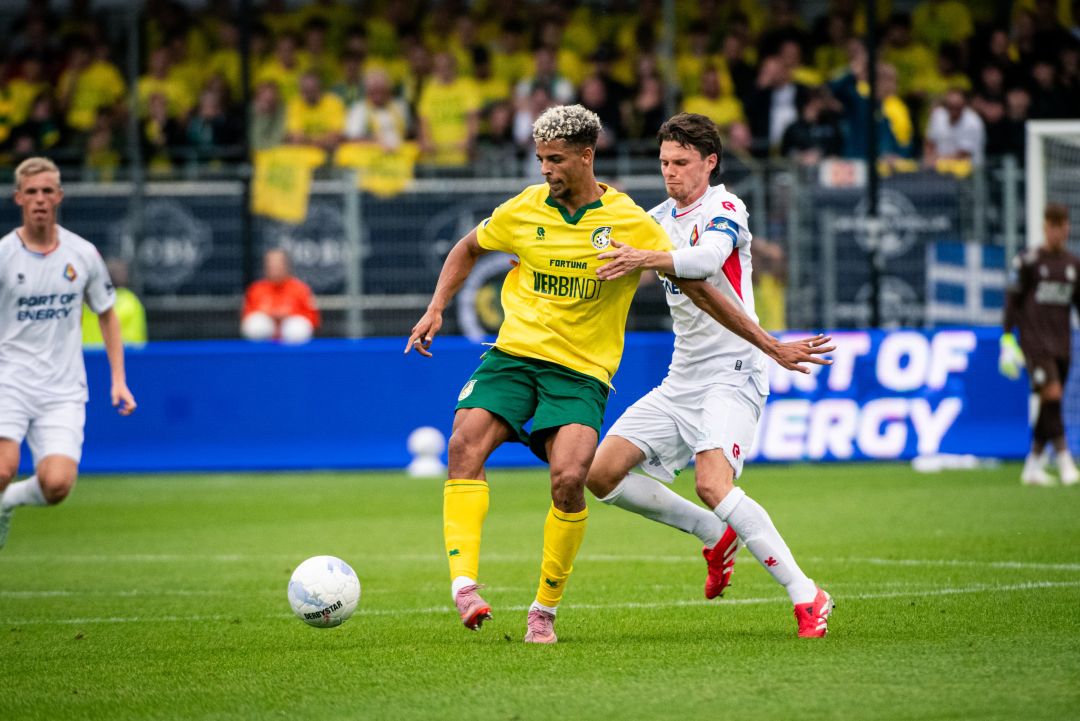 Telstar_Fortuna_Sittard_Voetbal_in_Haarlem