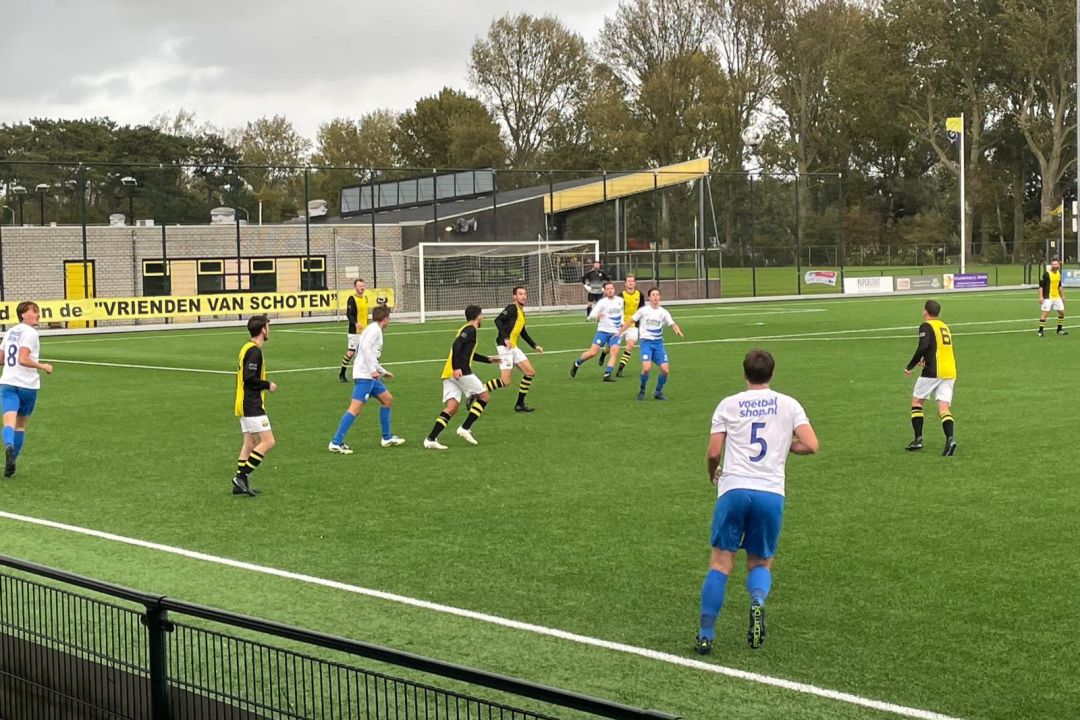 Schoten-Hertha-Voetbal-in-Haarlem