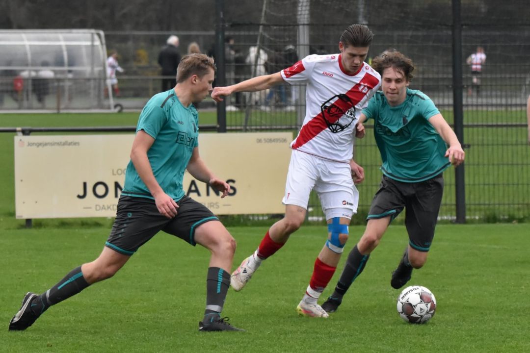 SVIJ_Wijk_aan_zee_Voetbal_in_Haarlem