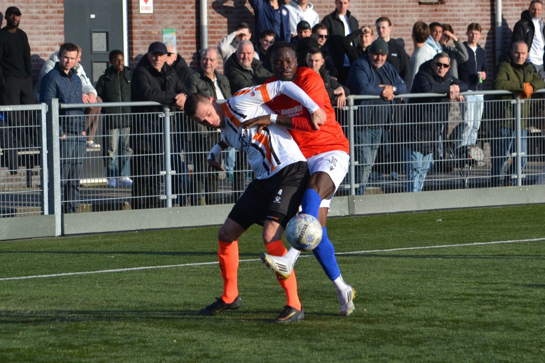 Hoofddorp_HBC_Voetbal_in_Haarlem (38)