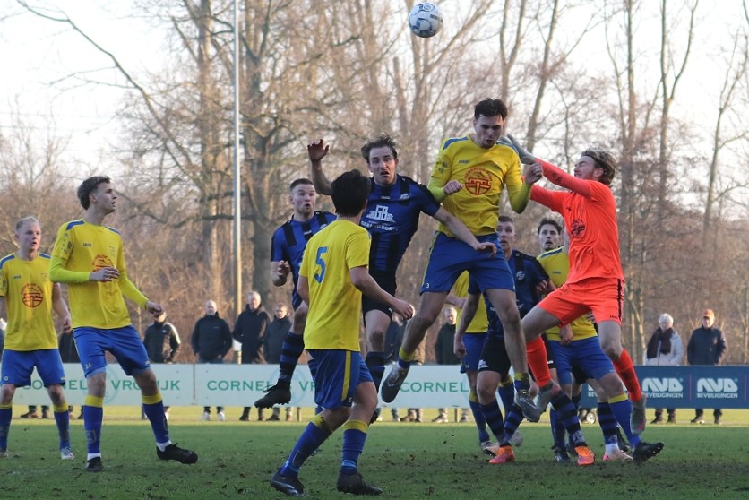 Velsen_JVC_Voetbal_in_Haarlem