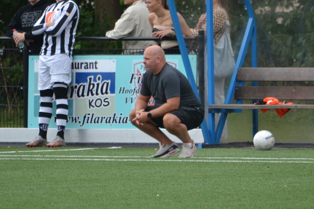 Kick_de_Groot_Onze_Gezellen_Voetbal_in_Haarlem