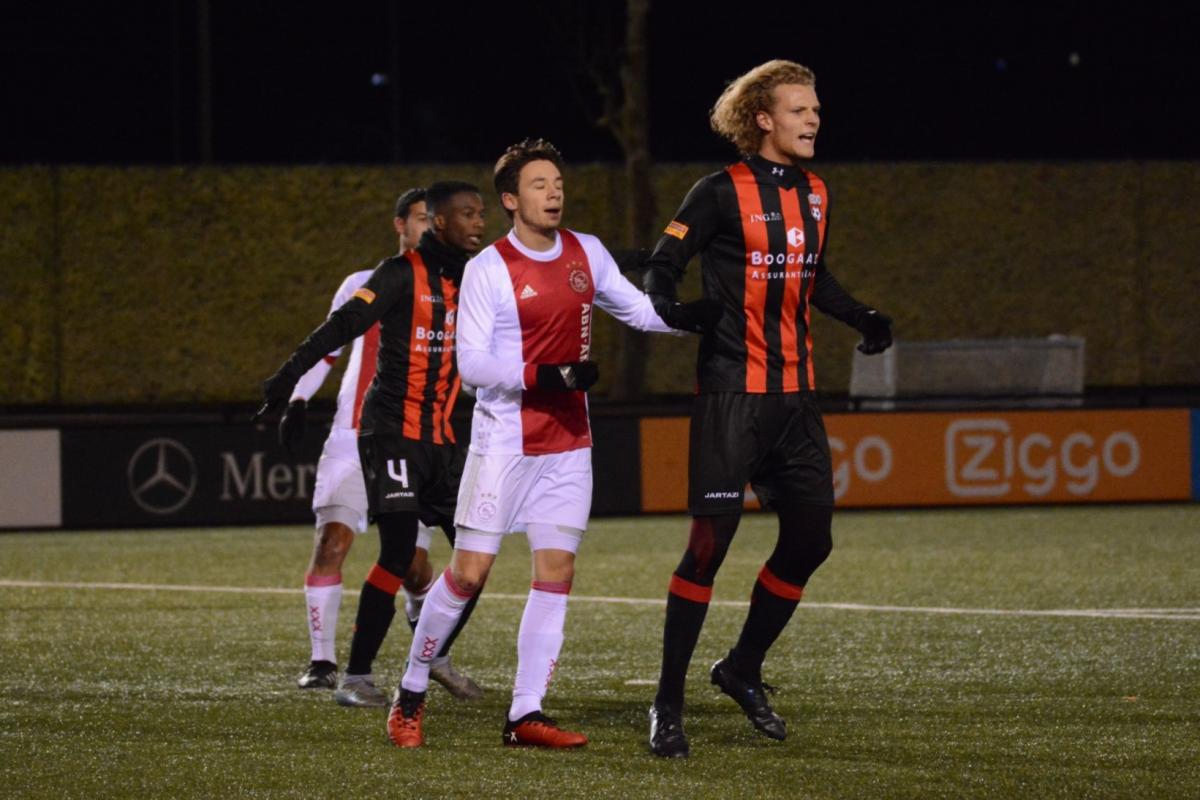 Ajax-EDO-Voetbal-in-Haarlem (13)