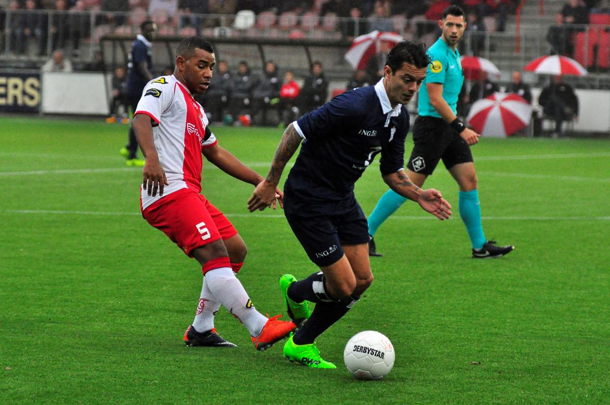 IJsselmeervogels-Koninklijke-HFC-Voetbal-in-Haarlem (3)