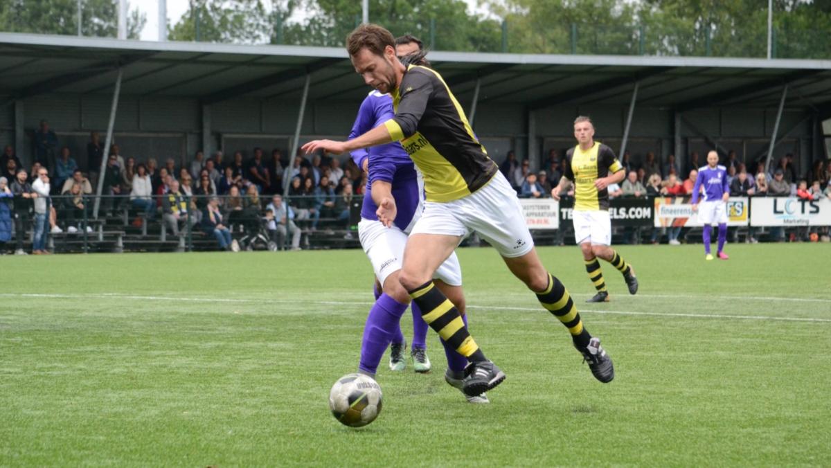Schoten-APWC-Voetbal-in-Haarlem (11)