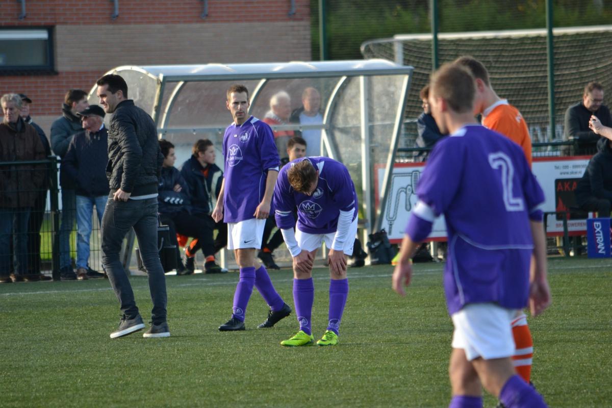 Spaarnwoude-Bloemendaal-Voetbal-in-Haarlem (42)