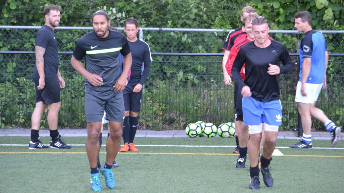 Training-All-Stars-Voetbal-in-Haarlem (4)