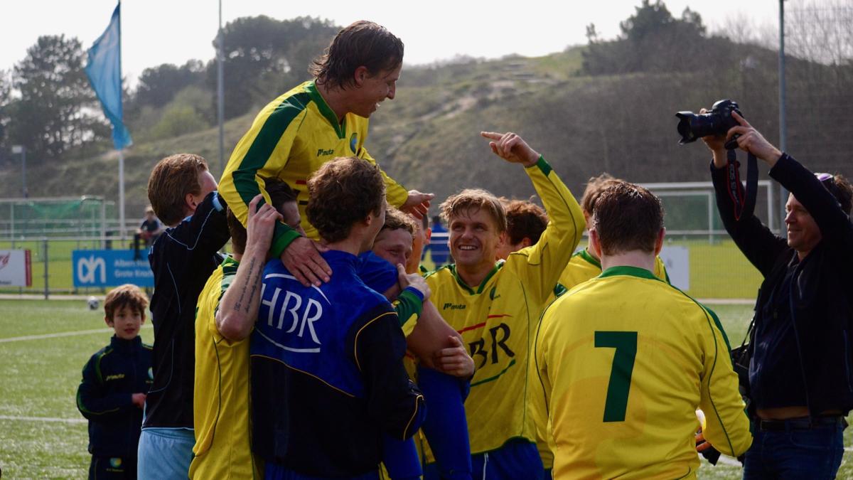 Zandvoort-Robinhood-Voetbal-in-Haarlem (20)