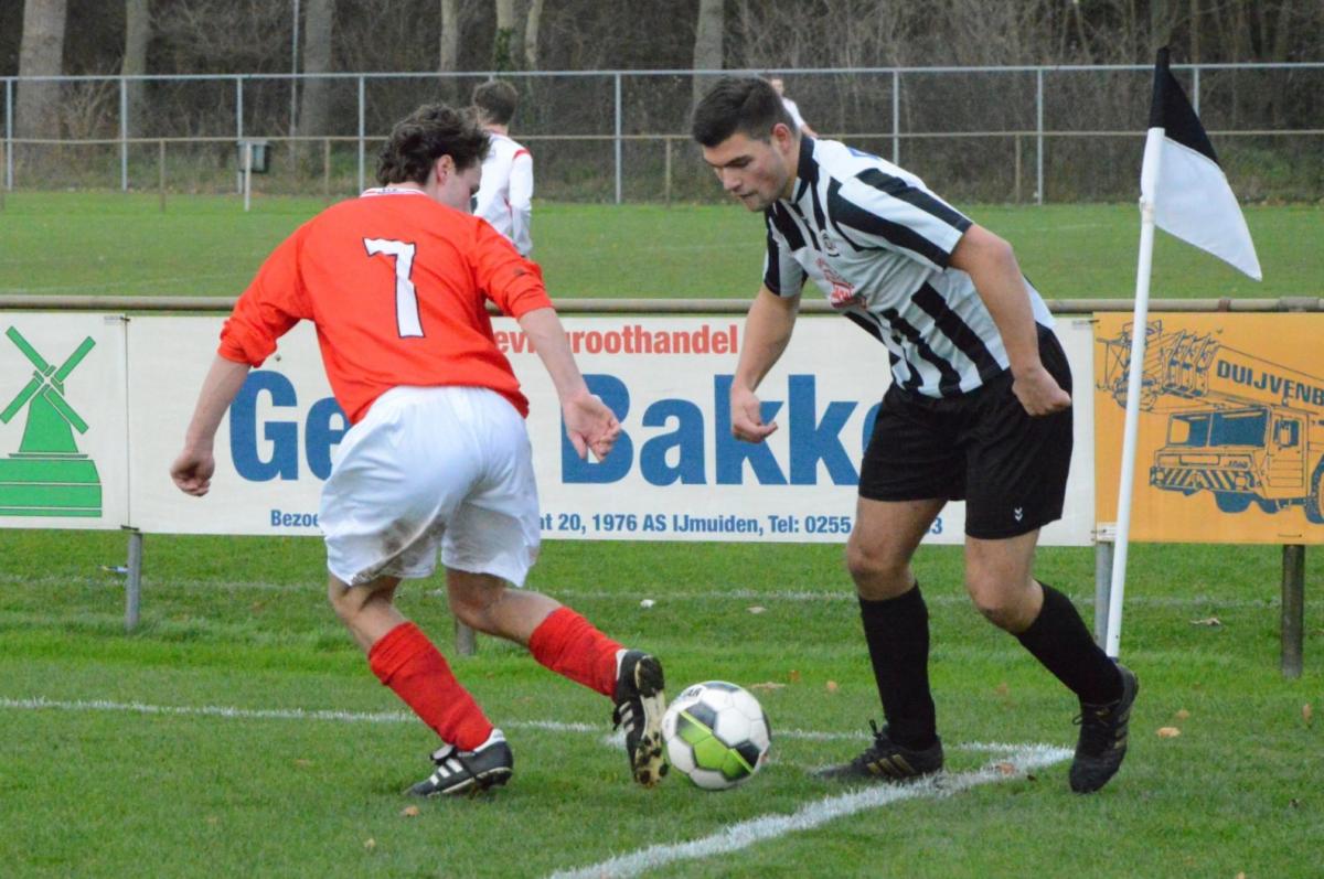 ijmuiden-scw-voetbal-in-haarlem (10)